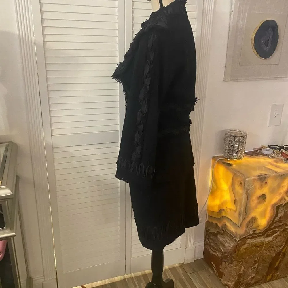 NWT Chanel skirt suit, size 38(S)